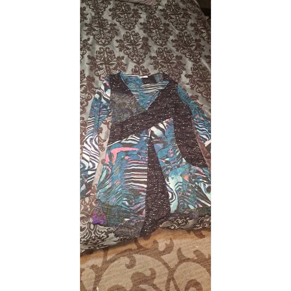 Women XL Multi-color blouse By Paris Hues‎